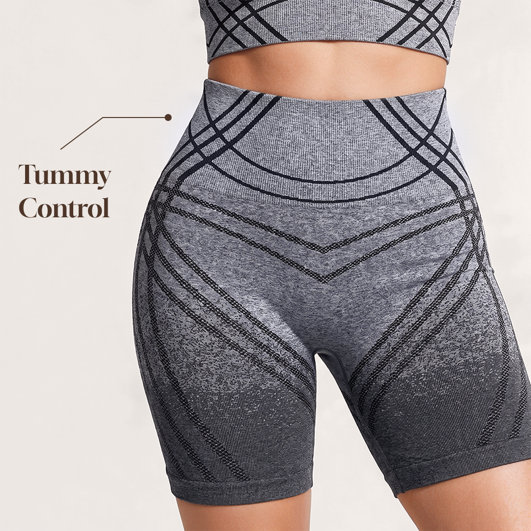 3D CelluSmooth Seamless V-Shape Active Short Set | Quinn's™