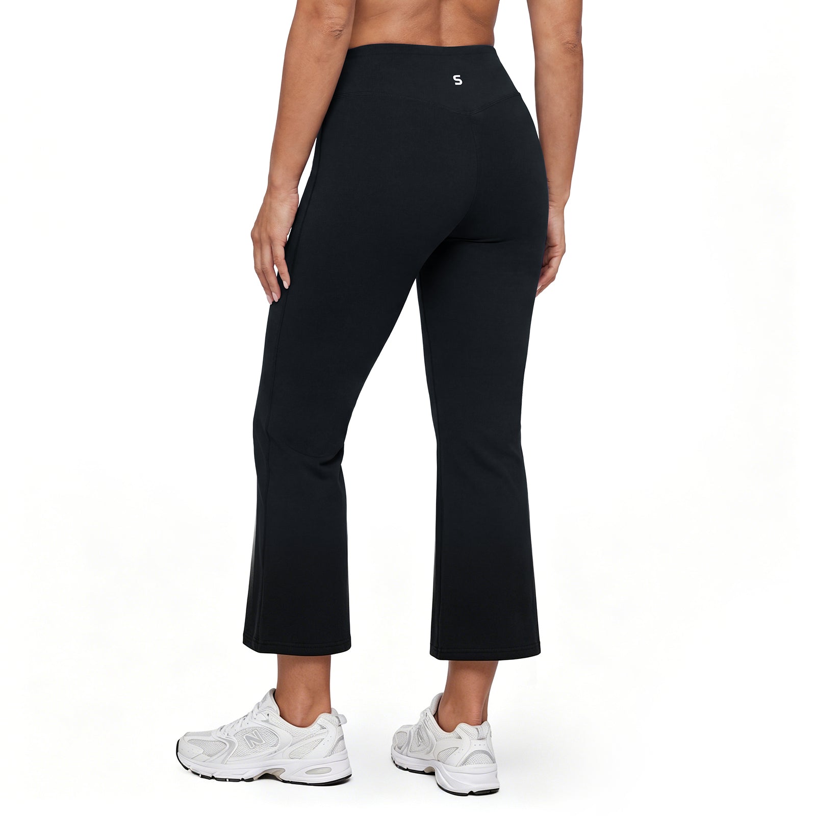 3D Lift SculptFlare High-Waist Capri Leggings