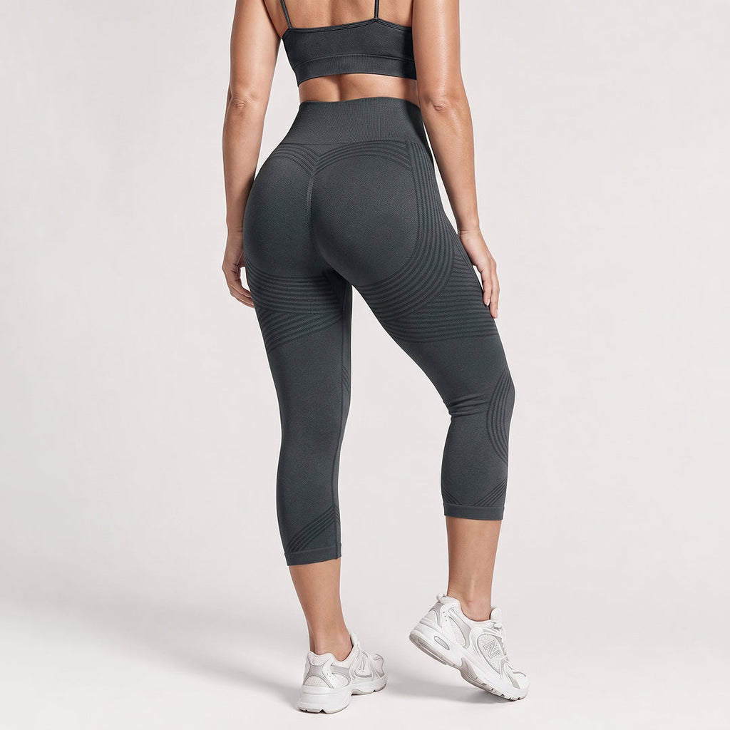 Quinn's™ Ribbed Squat-Proof Capri Leggings