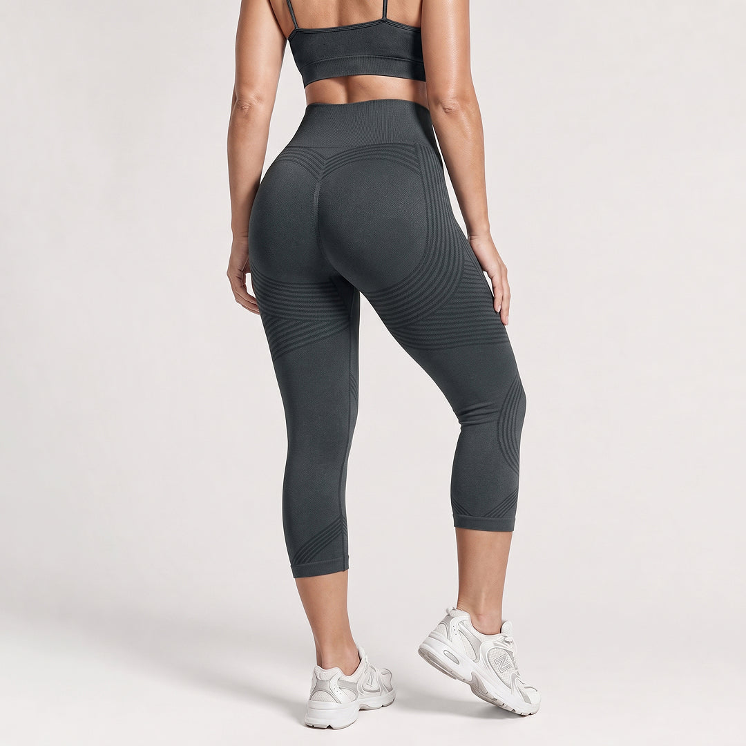 Quinn's™ Ribbed Squat-Proof Capri Leggings