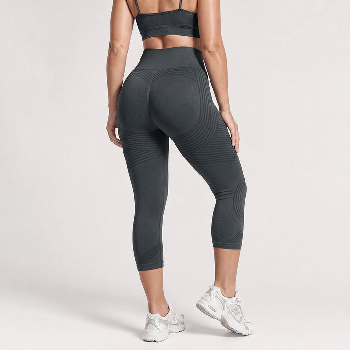 Quinn's™ Ribbed Squat-Proof Capri Leggings