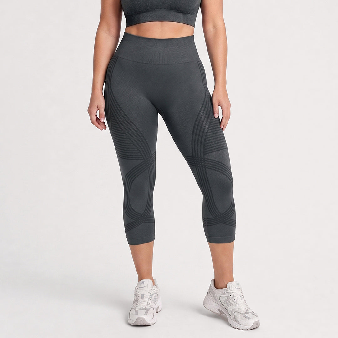 Quinn's™ Ribbed Squat-Proof Capri Leggings