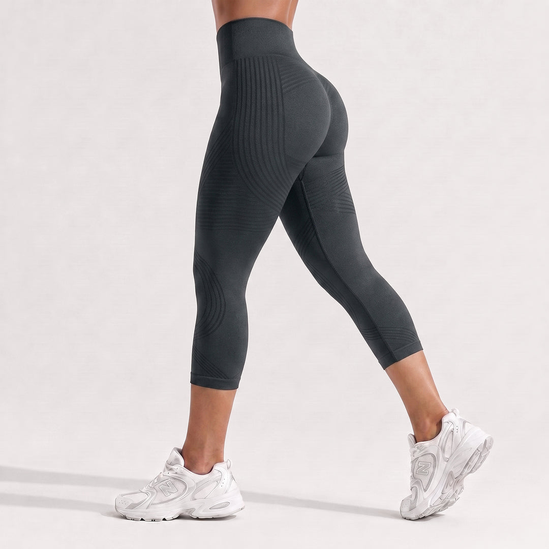 Quinn's™ Ribbed Squat-Proof Capri Leggings