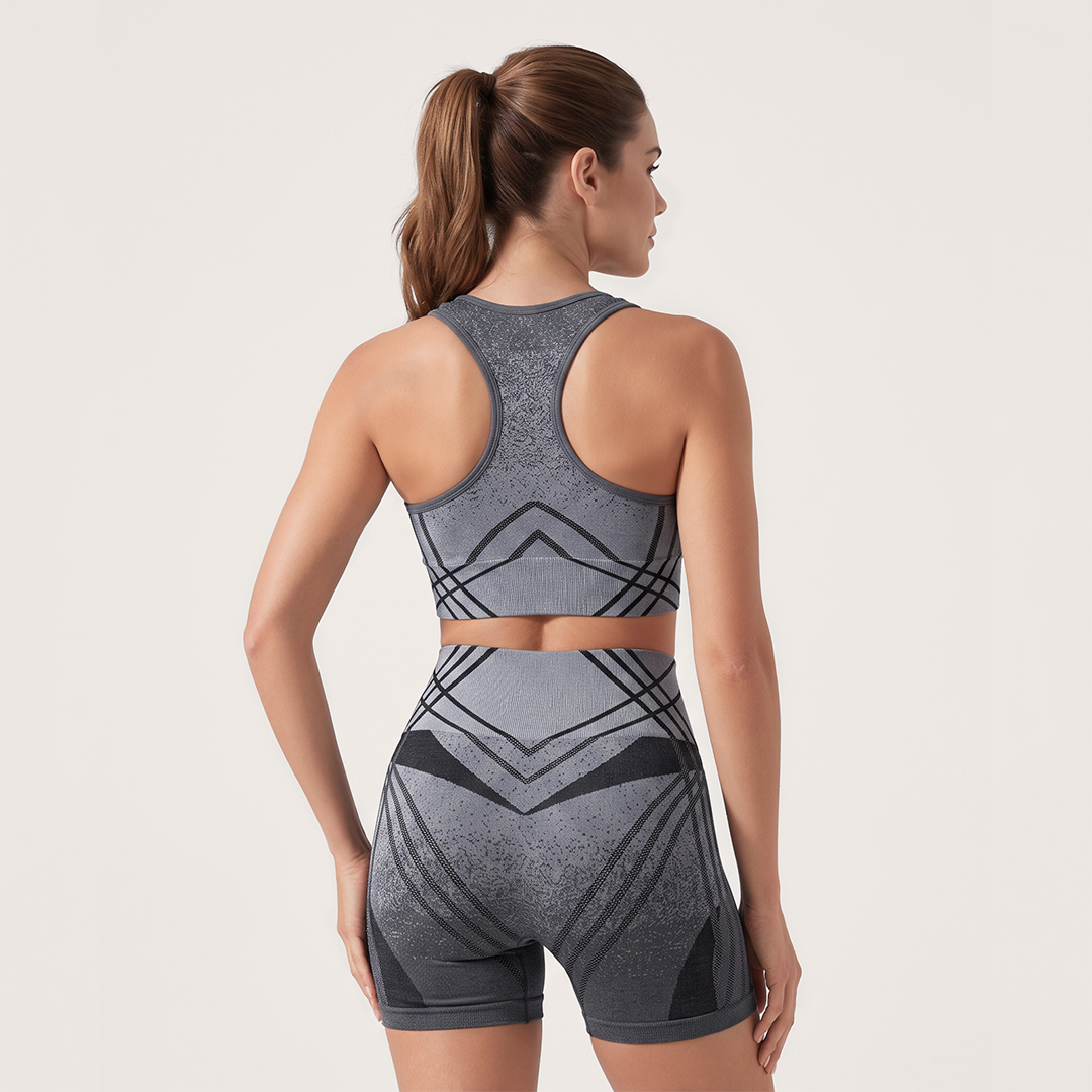 3D CelluSmooth Seamless V-Shape Active Short Set | Quinn's™